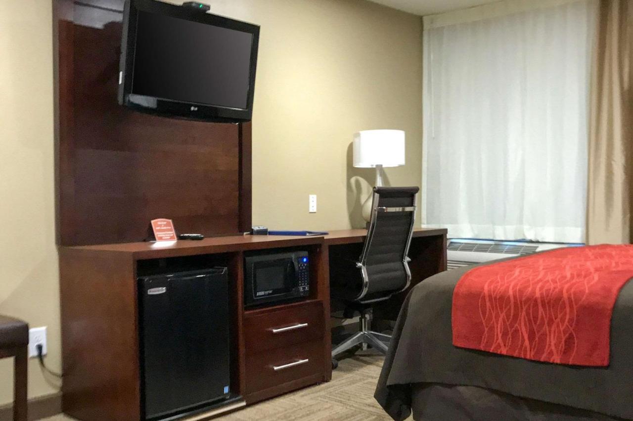 Giles Hotel Inn And Suites Pulaski Екстер'єр фото