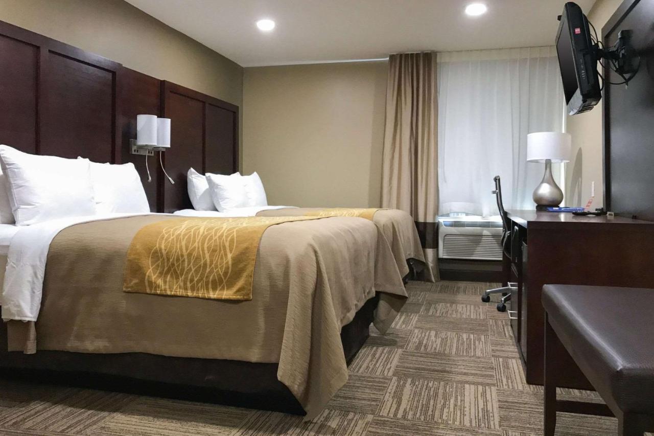 Giles Hotel Inn And Suites Pulaski Екстер'єр фото
