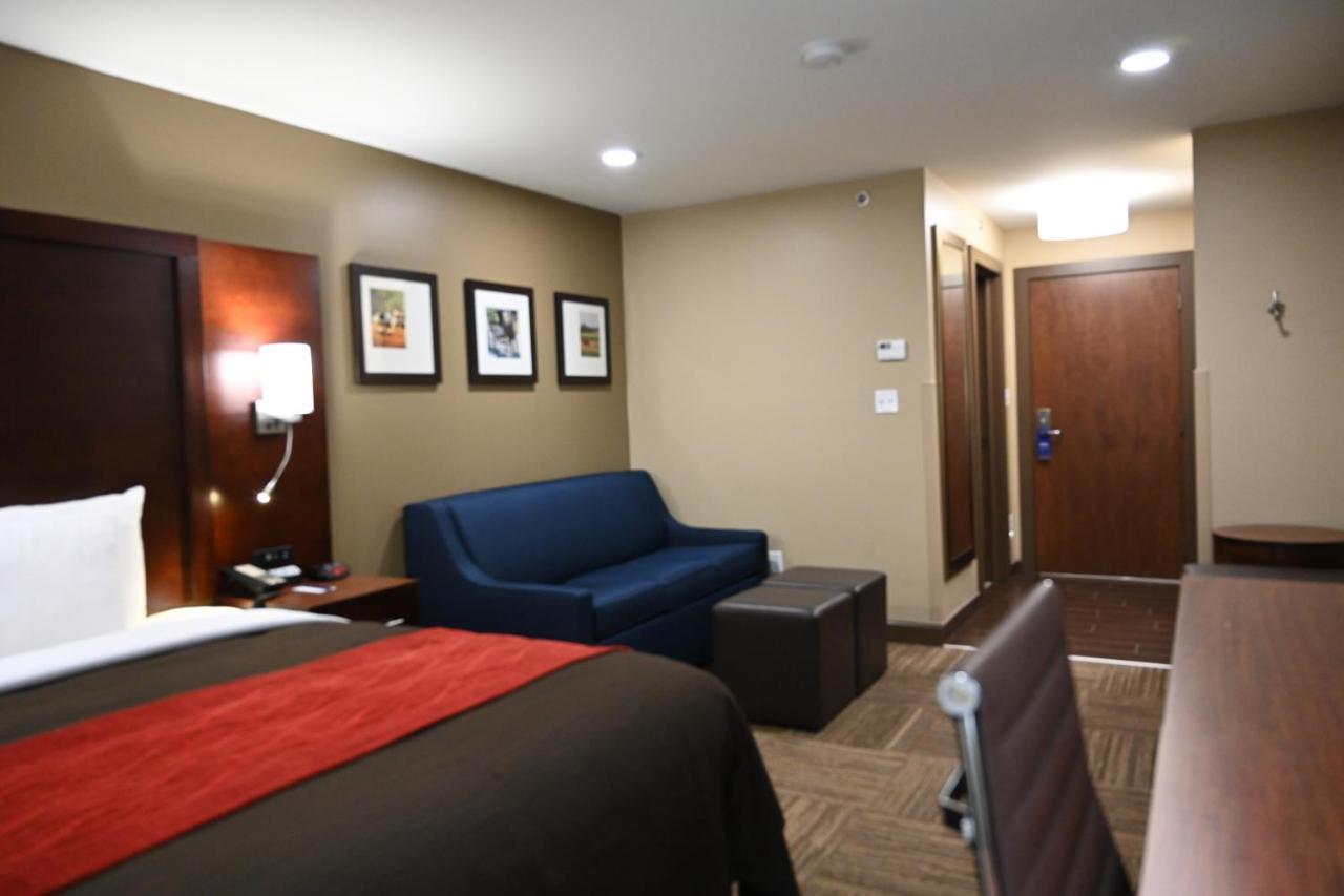 Giles Hotel Inn And Suites Pulaski Екстер'єр фото