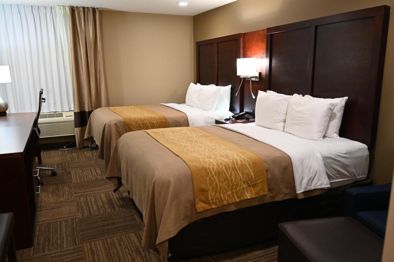 Giles Hotel Inn And Suites Pulaski Екстер'єр фото