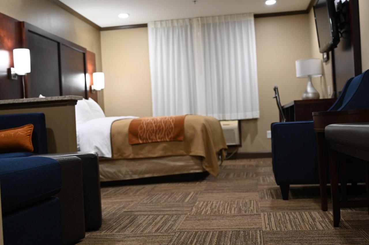 Giles Hotel Inn And Suites Pulaski Екстер'єр фото